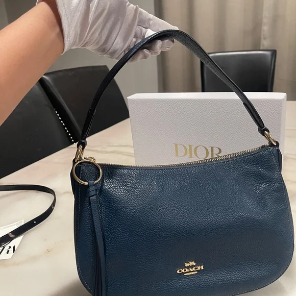 Coach Sutton shoulder bag new without tag - Picture 2 of 6